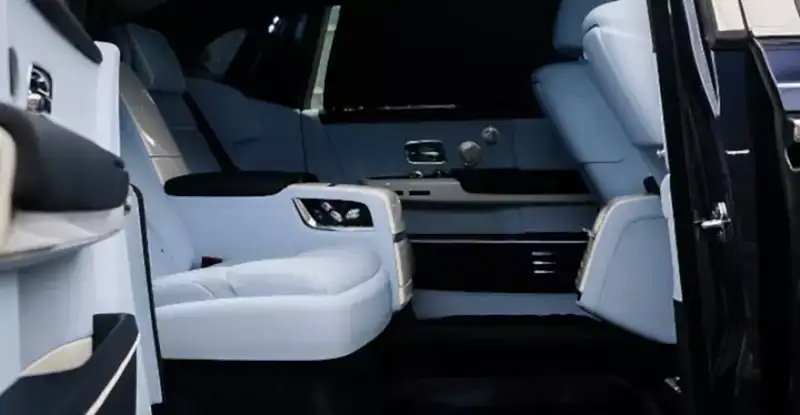 imitaciya-zvyozdnogo-neba-v-avtomobil-5