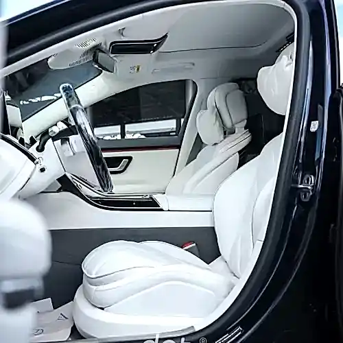limitirovannyj-avtomobil-mercedes-maybach-serii-edition-100-46
