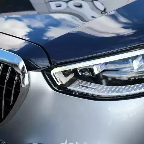 limitirovannyj-avtomobil-mercedes-maybach-serii-edition-100-3