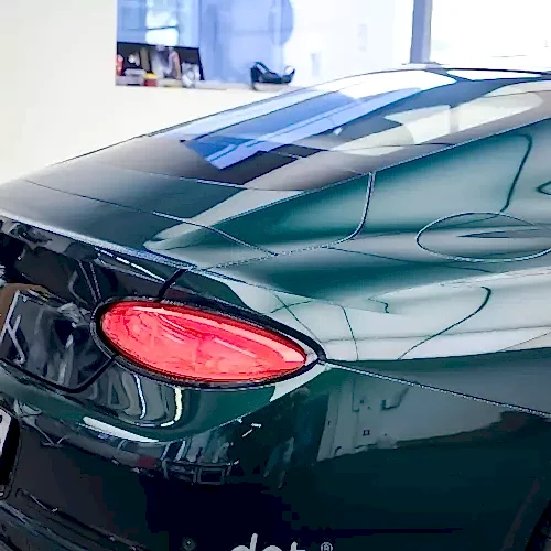 bentley-continental-gracioznoe-kupe-klassa-lyuks-dlya-istinnyh-aristokratov-1