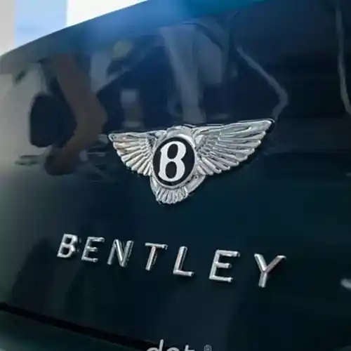 bentley-continental-gracioznoe-kupe-klassa-lyuks-dlya-istinnyh-aristokratov-7