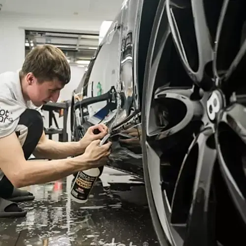 bentley-continental-gracioznoe-kupe-klassa-lyuks-dlya-istinnyh-aristokratov-30