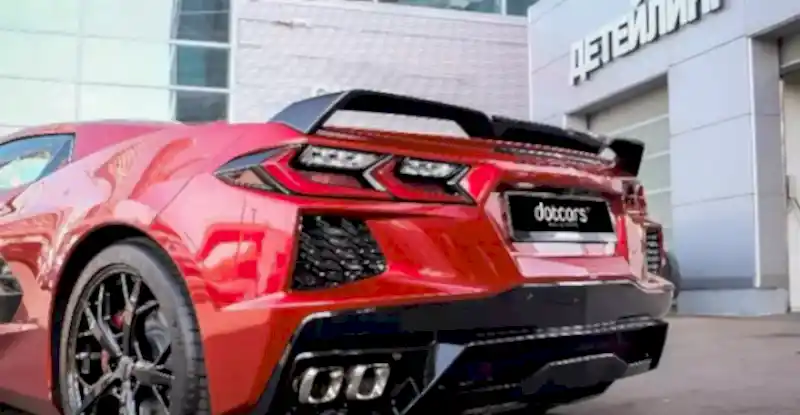 oklejka-chevrolet-corvette-v-plyonku-vega-1