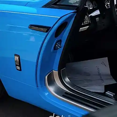 rollsroys-wraith-blue-vtorogo-takogo-net-ni-u-kogo-11