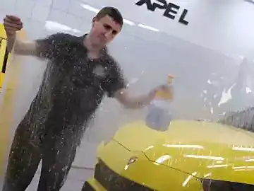 Забронировали лобовое стекло на Lamborghini Urus