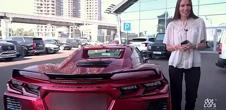 Chevrolet Corvette – самый известный американский спорткар оклеен в плёнку Vega